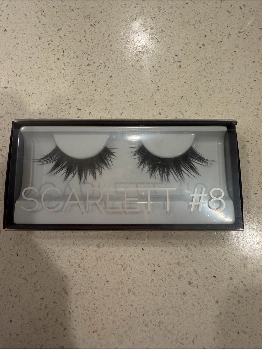 Huda Beauty Scarlett #8 False Eyelashes